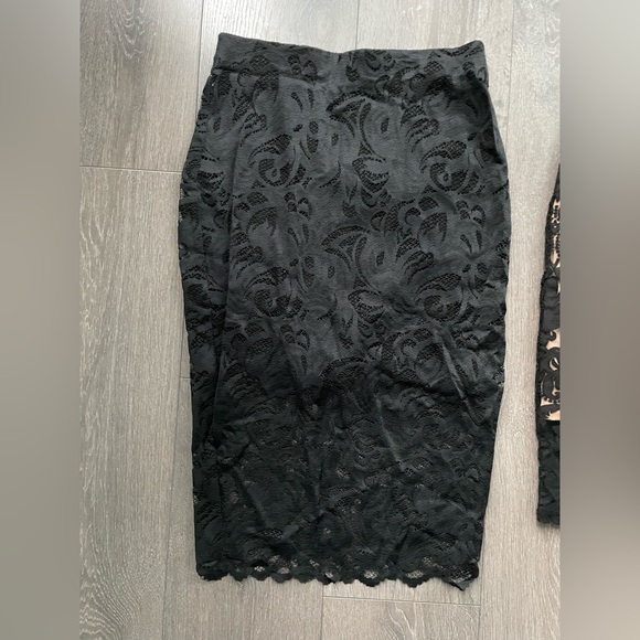 Elegant Black Lace Skirt H&M set of 2 pencil skirts 6 small - Picture 2 of 5